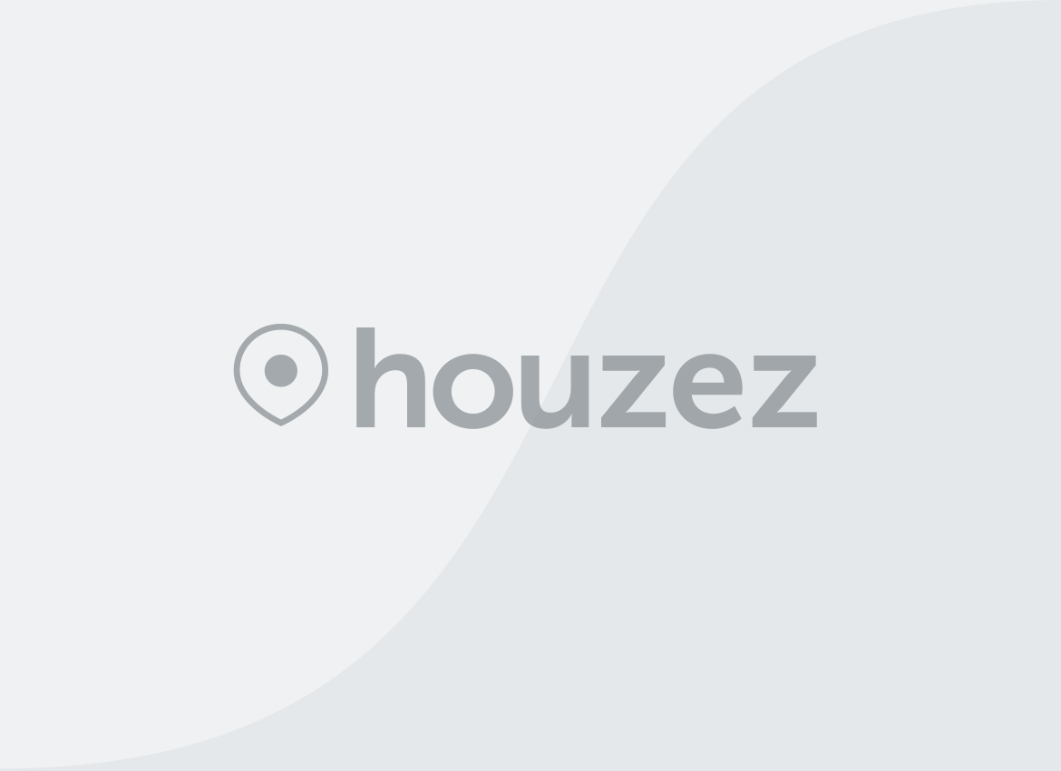 Vilă cu 5 dormitoare recent renovată în Nueva Andalucia