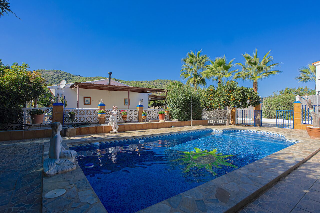 Casă în Monda cu 3 dormitoare