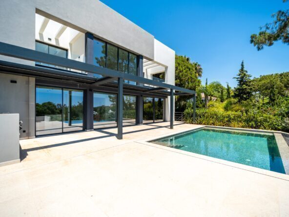 Vilă cu 4 dormitoare în Marbella Est