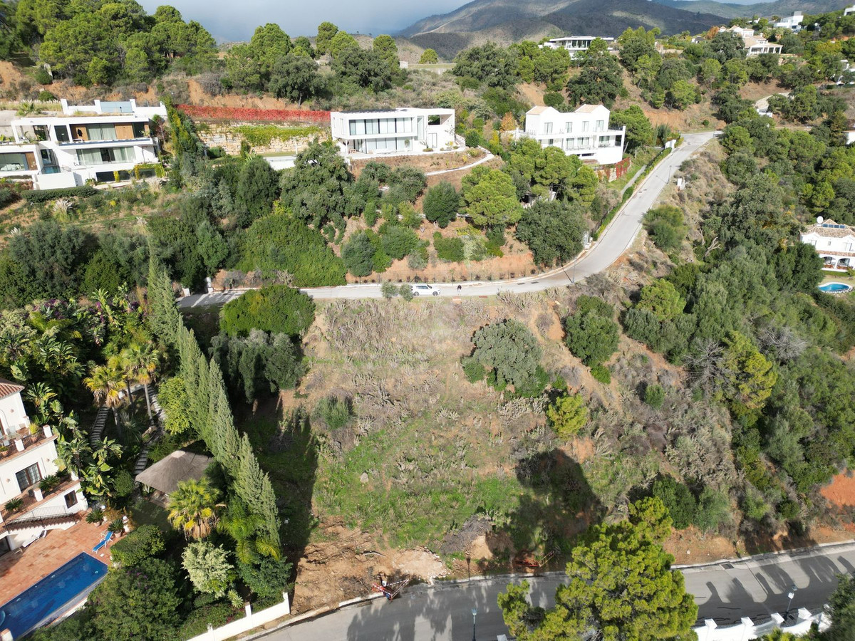 Teren fantastic de 2.100 m² în Monte Mayor